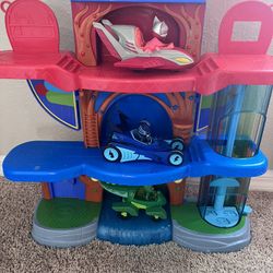 Just Play PJ Masks Deluxe Headquarters Playset And Animal Trio 