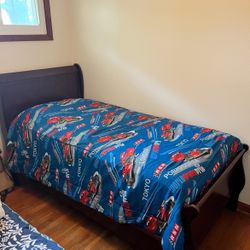 Twin Bed’s With Wooden Frame 