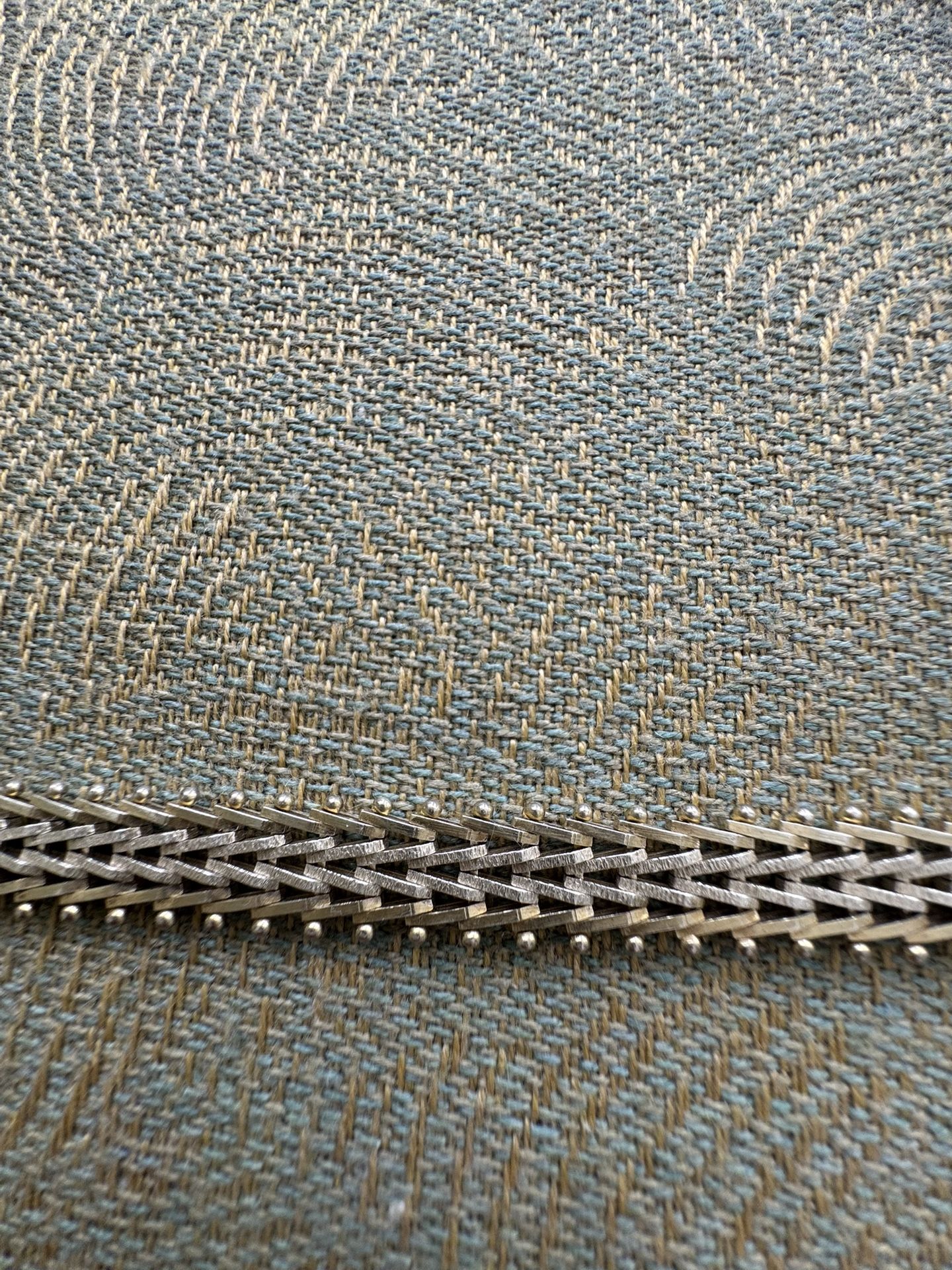 Vintage 925 Italy chain gold silver bracelet 8 inches in length In good condition Marked