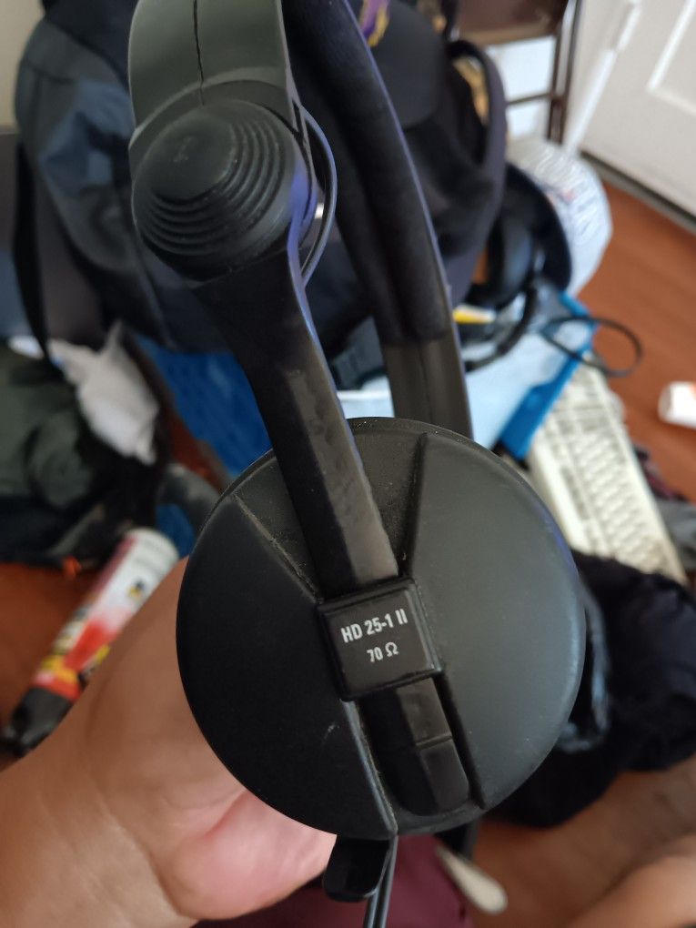 Sennheiser HD 25-1 II Headphones Headphones 