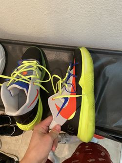 Kyrie 5 size 9.5
