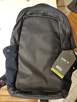 REI Signal 20 Commuter / Student Laptop / Tablet Backpack - Have In Orange, Navy Or Grey