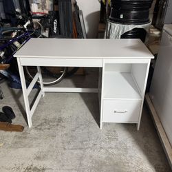 White desk $250 OBO
