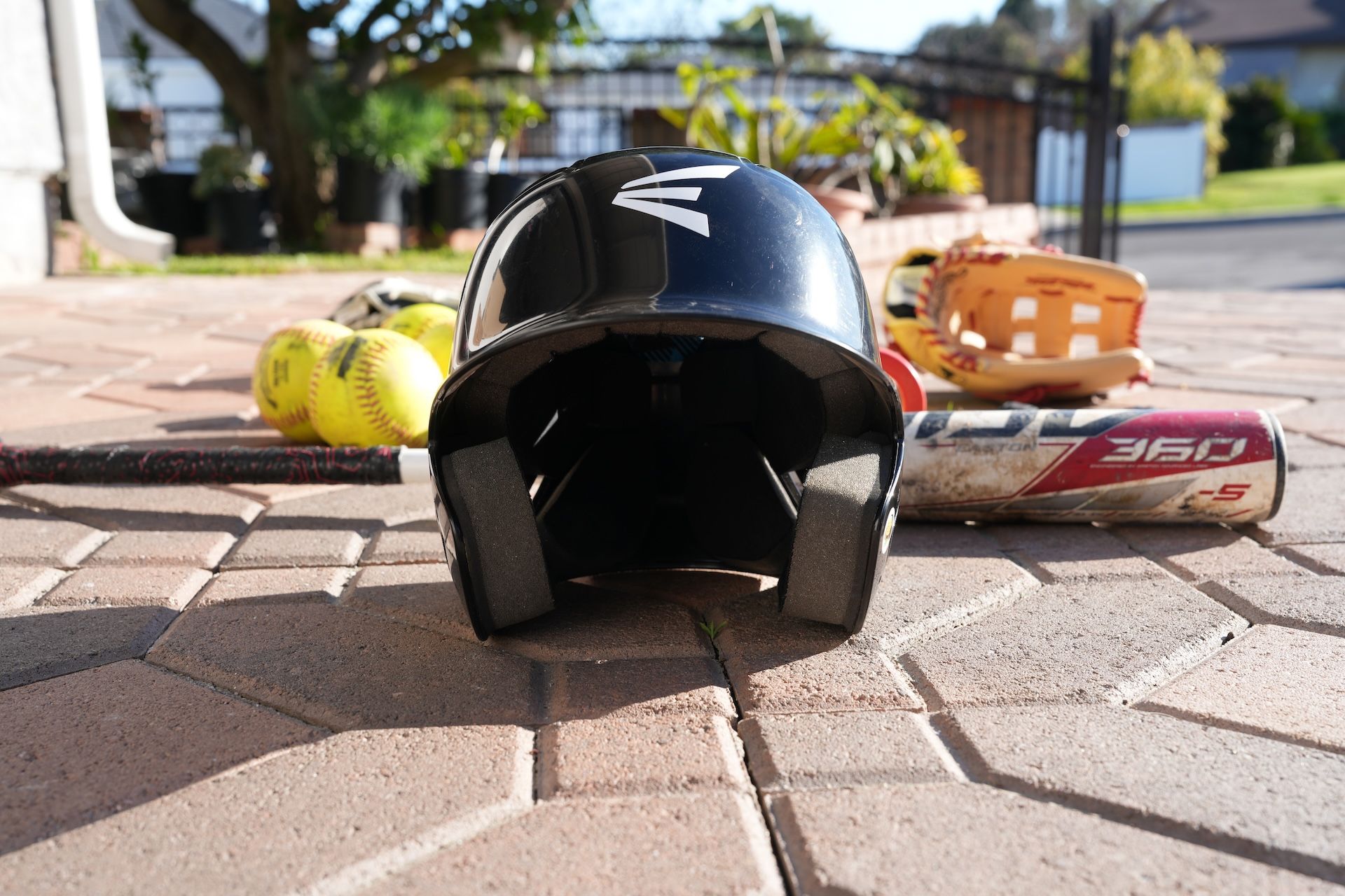 Softball Baseball Gear for Kids | Franklin Softballs | Rawlings Gloves | Easton Bat | Franklin Softball Gloves & Helmet For Sale!