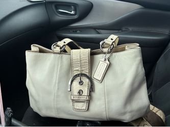 SoHo East West Shoulder bag