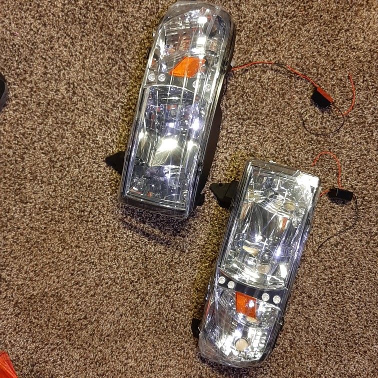 94-01' Dodge Ram HEADLIGHTS