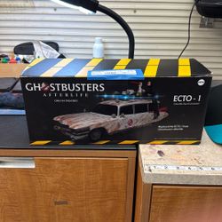 Ghostbusters Ecto 1