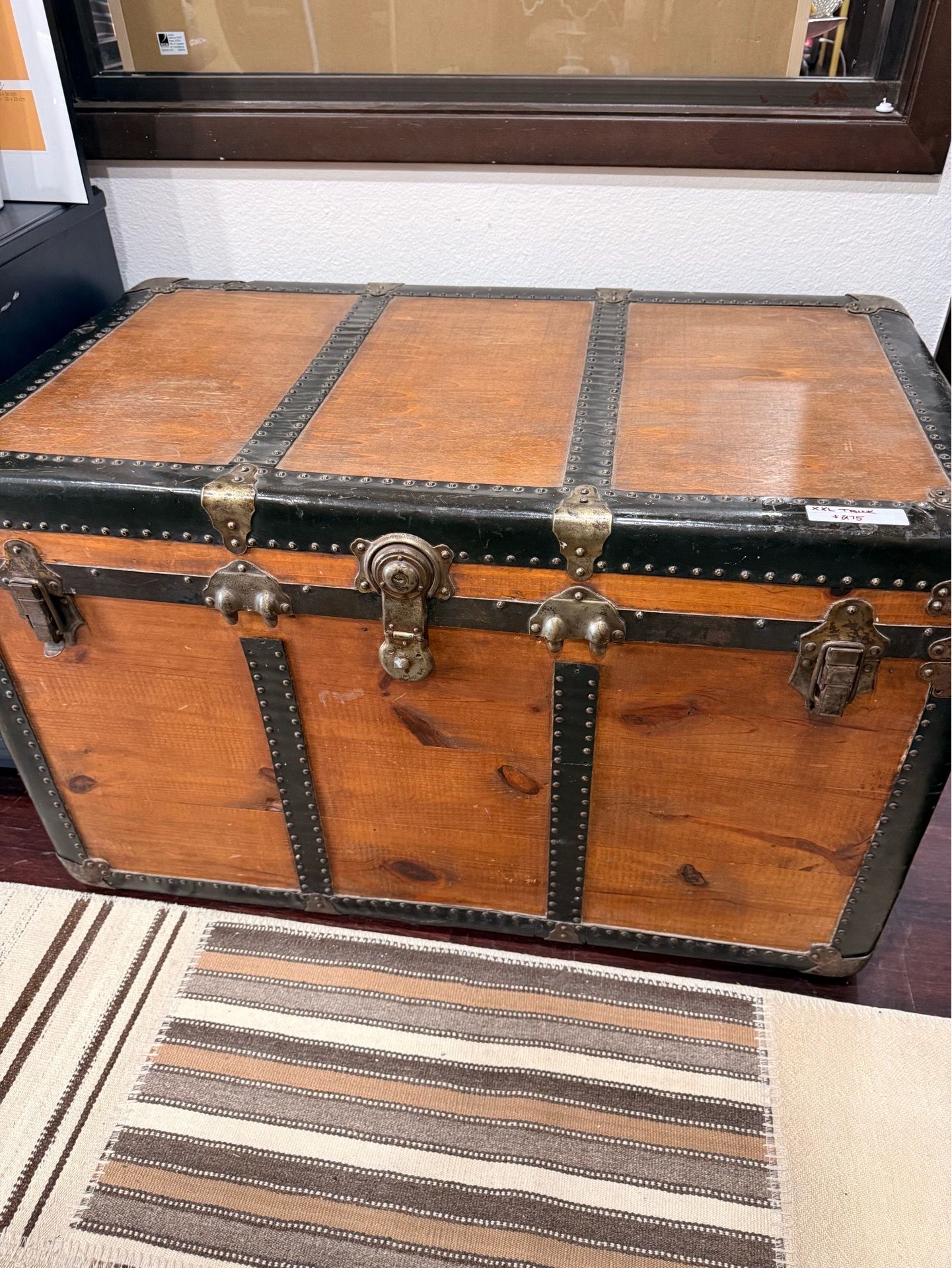 Extra Large Trunk