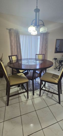 Round Counter-Height Dining Table with 4 Chairs