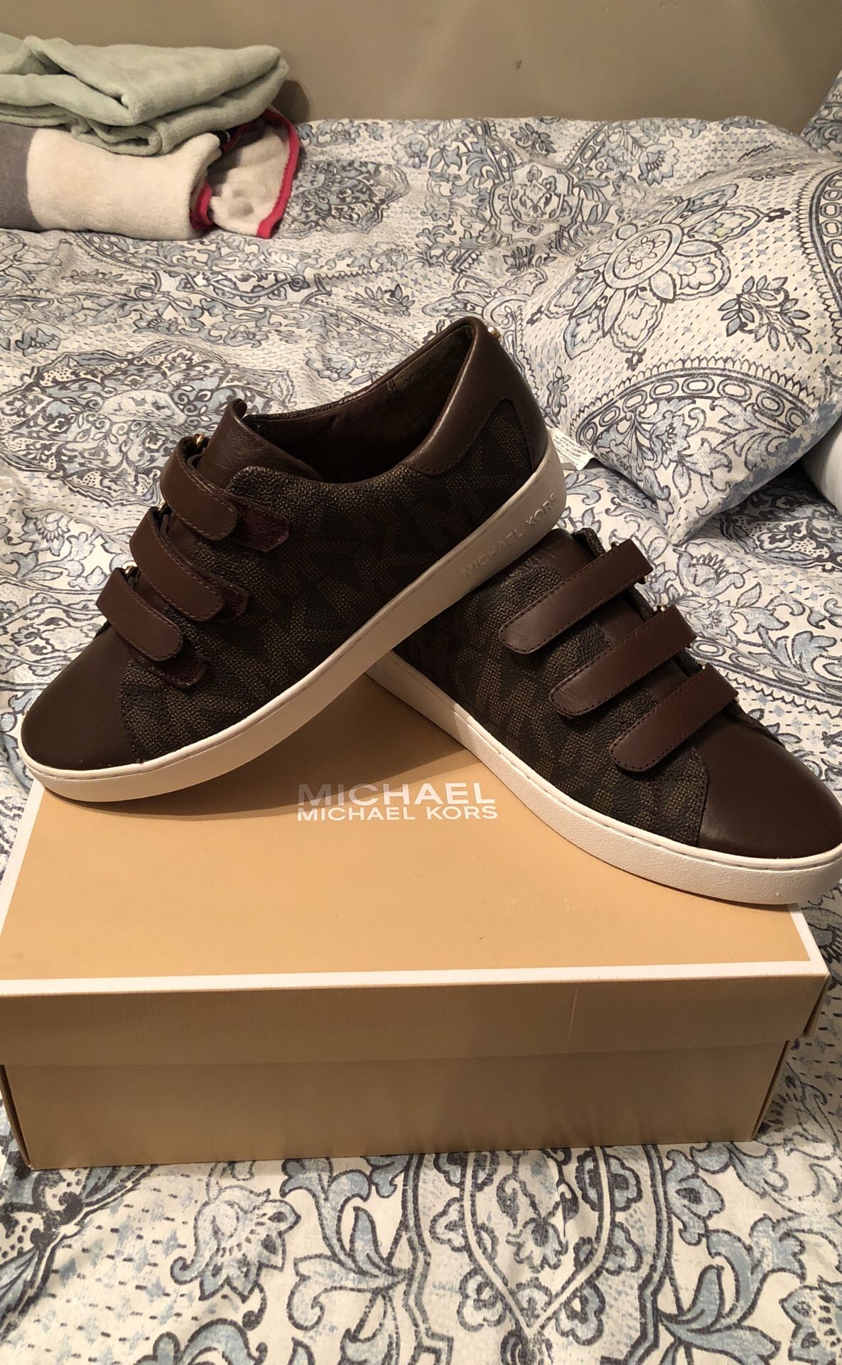 8.5 Michael Kors Shoes