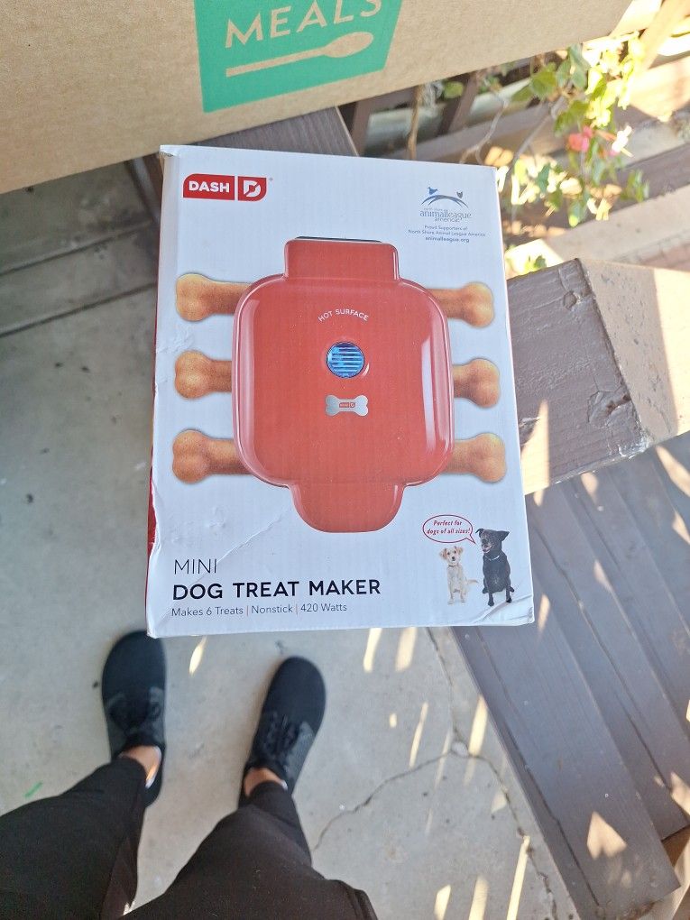 Mini Dog Treat Maker