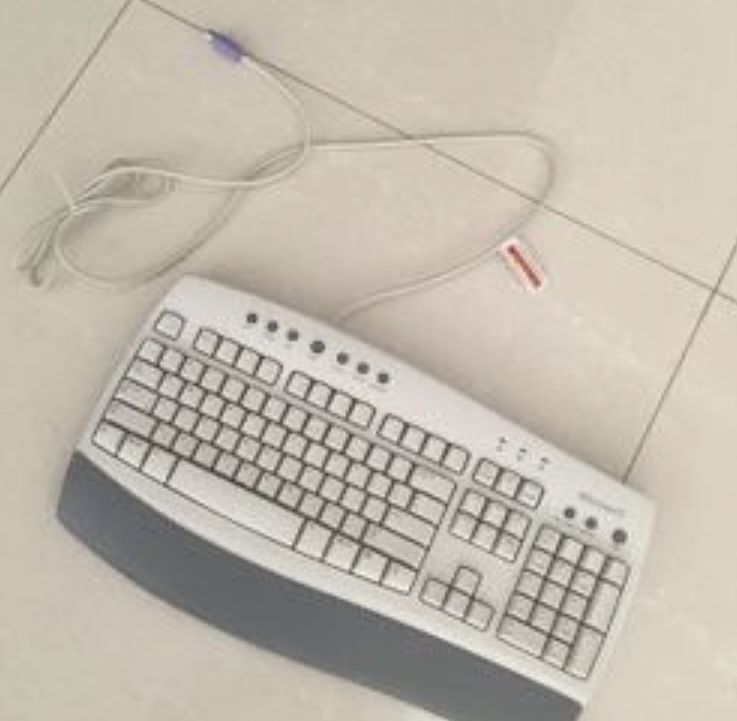 Desktop Keyboard , $0 Free For Pick Up