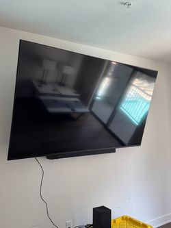 85’ Sony Tv with Surround Sound