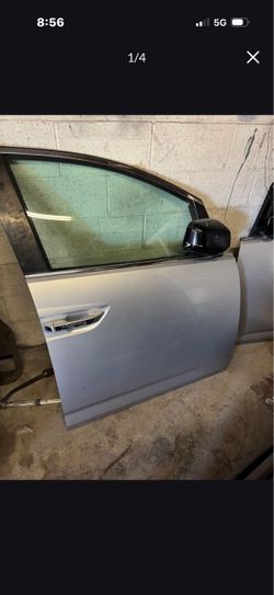 Honda odyssey 2013 doors