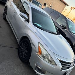 2013 Nissan