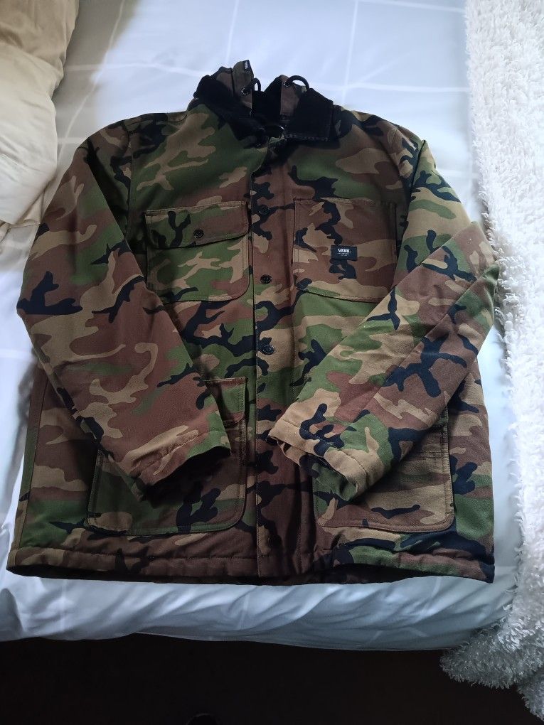 Mens Medium Van's Camouflage Jacket