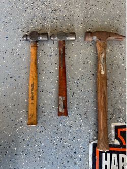 Ball pen hammer