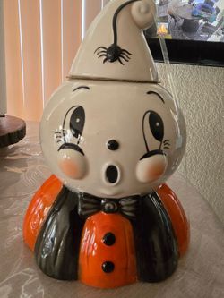 Johanna Parker kooky spook ghost canister