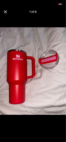 Stanley Valentine’s Day tumbler no straw