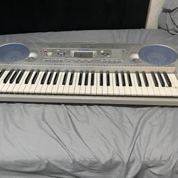 Yamaha Keyboard 