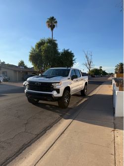 2023 Chevrolet Silverado 1500 LT z71 4x4