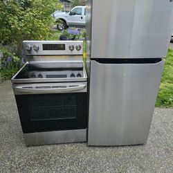 30 Days Warranty (LG Fridge Size 30w 30d 66h And Stove 30w) I Can Help You With Free Delivery Within 10 Miles Distance 