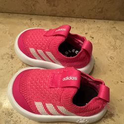 Adidas toddler shoes