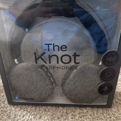 The Knot HeadPhones Bluetooth