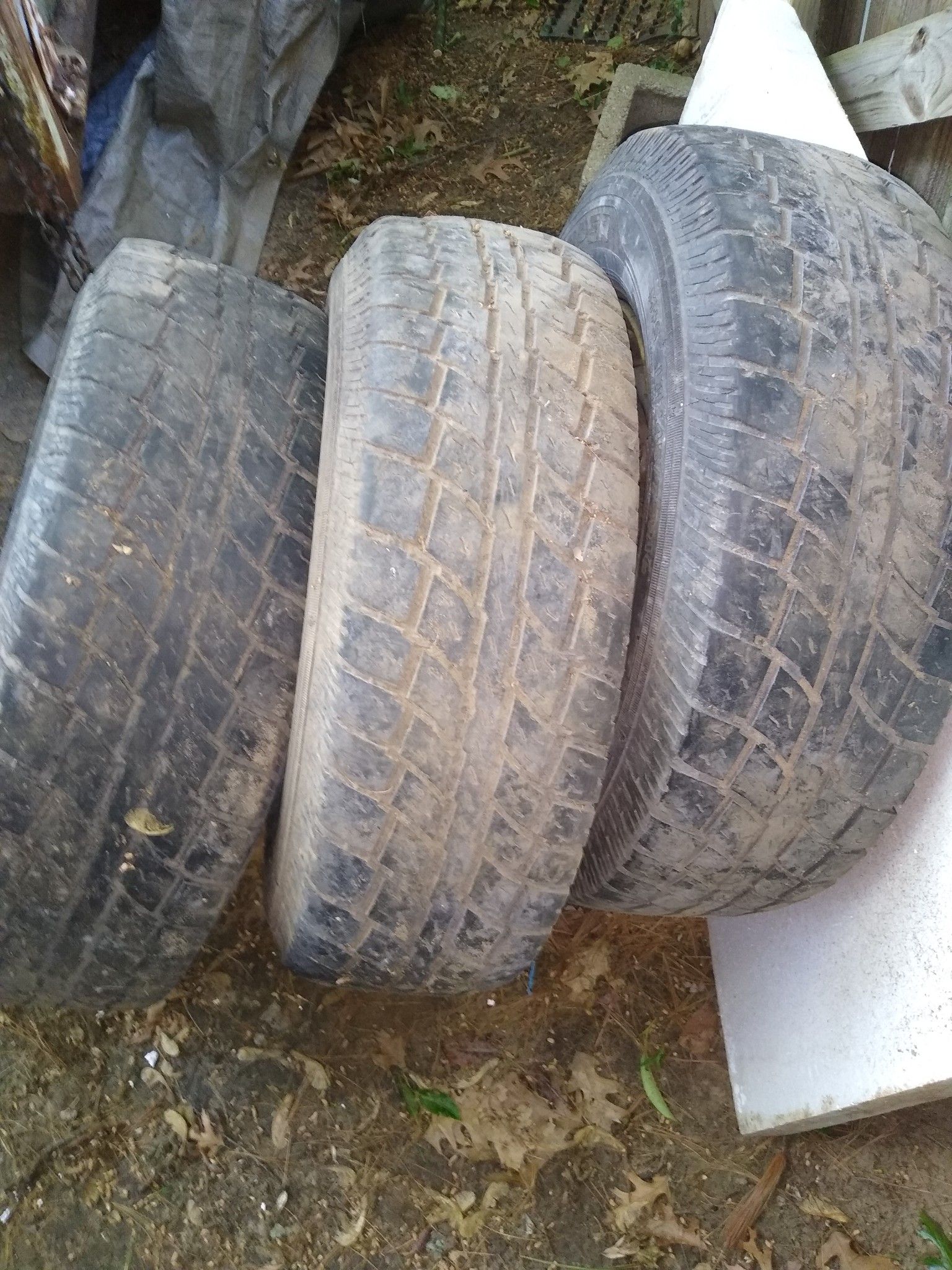 245 75 R 16 tire's and rims