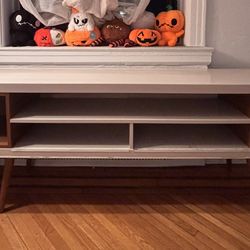 Off White/Maple Cream 70” TV stand