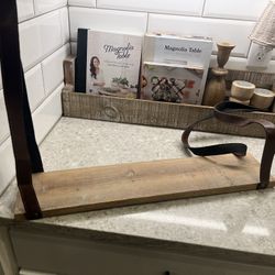 Cool Hanging Shelf $10