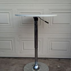 Hightop Table 