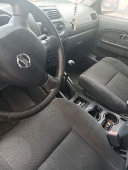 Nissan frontier 4 cylinder 110232 miles