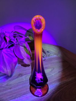 Glowing Fenton Love Swung Vase 