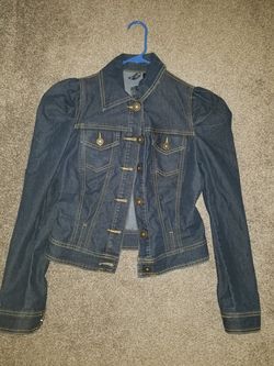bisou bisou jean jacket size small