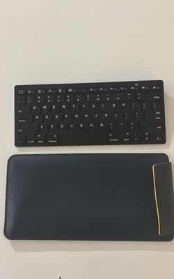 OMOTON Bluetooth Keyboard with sleeve case Protection