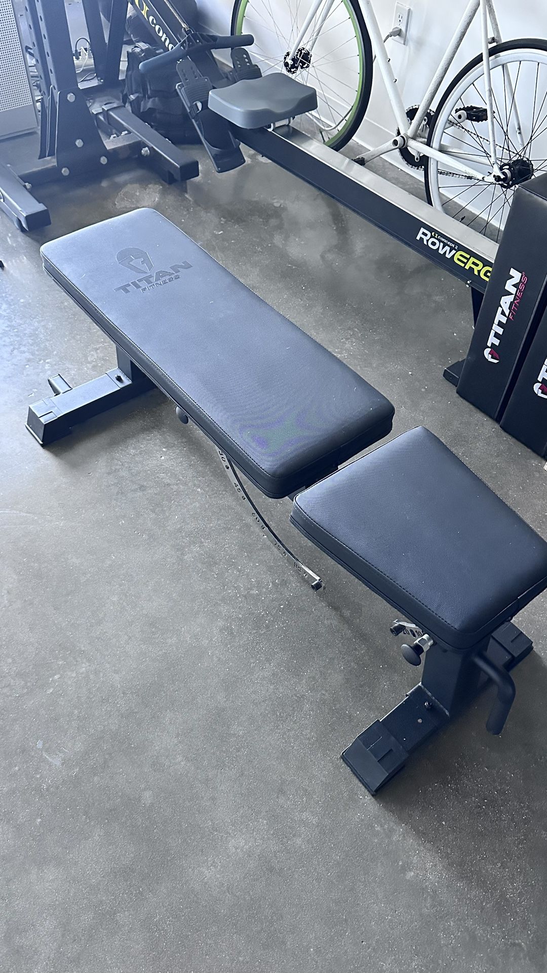 Titan Fitness Bench