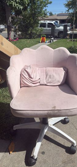 PINK BOW VANITY CHAIR