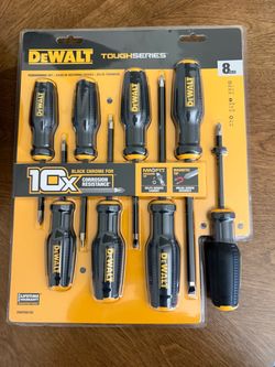 Dewalt 8 piece screw driver set new