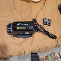 4k Ultra HD W/ Touchscreen + Extra Battery