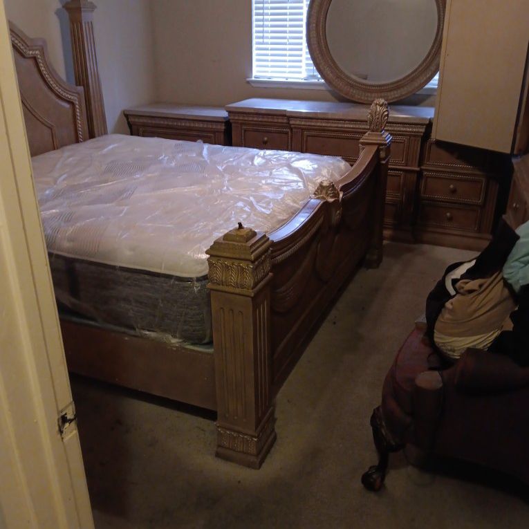 LA King size Bedroom