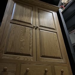 Amish Built solid oak armoire