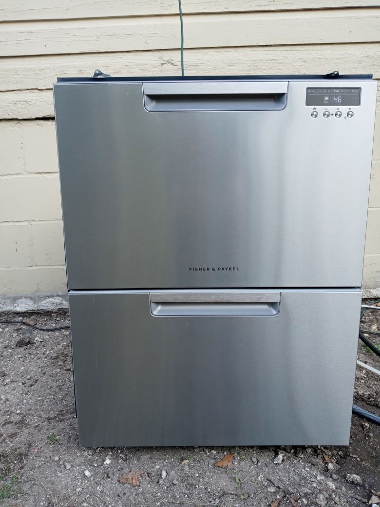 Fisher and Paykel stainless steel 2 drawer dishwasher. Works great and looks nice