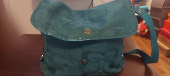 Woman's Coach Bag