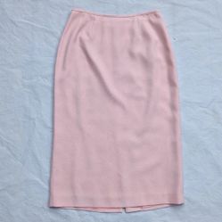 Vintage Baby Pink Pencil Skirt with Back Slit - Woman's 10P Barbie