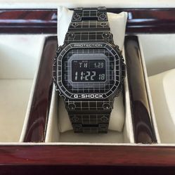 $400 Excellent Condition, Solar, Bluetooth, Laser Engraved CASIO G-SHOCK GMW B5000
