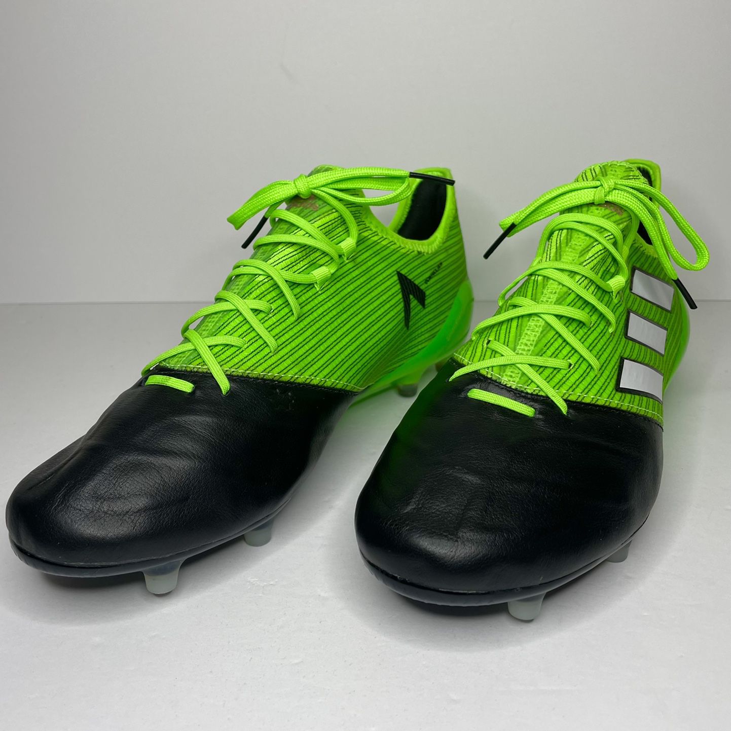 tæppe samtidig stout Adidas Ace 17.1 Leather FG Size 9 for Sale in Spanish Flat, CA - OfferUp