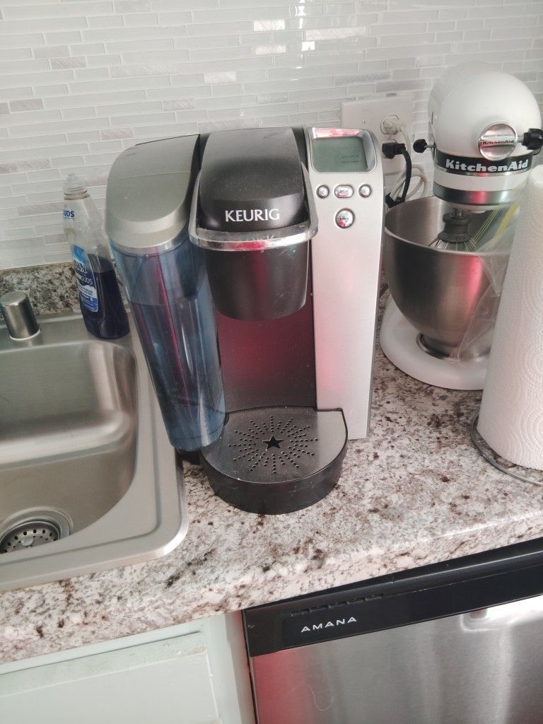 Keurig Coffee/Tea Machine