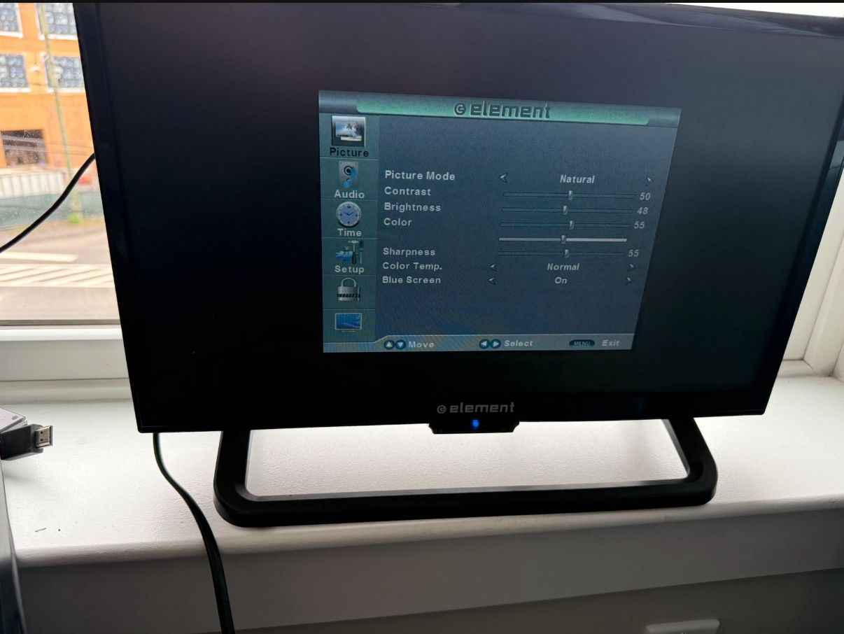 📺 Element ELEFW195 19” Flat Screen TV — Tested & Working! (Westfield, NJ)