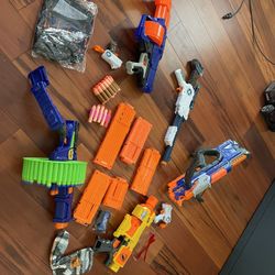 Lot Of Nurf Guns